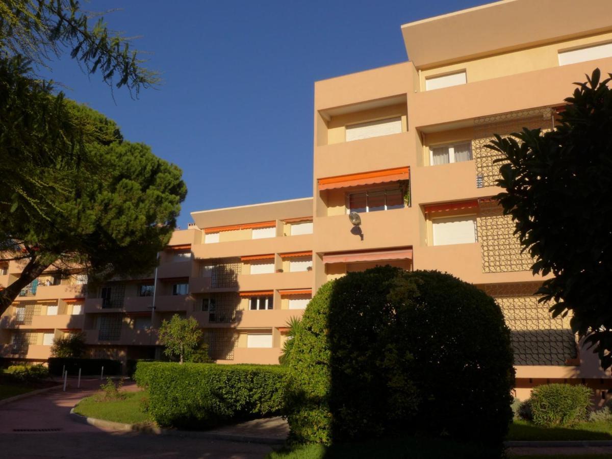 Apartment Les Vignes By Interhome Saint-Cyr-sur-Mer Exterior photo
